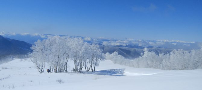 四阿山（厳冬期の雪歩き）